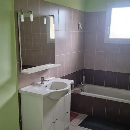 La Maison La Calade בית נופש *